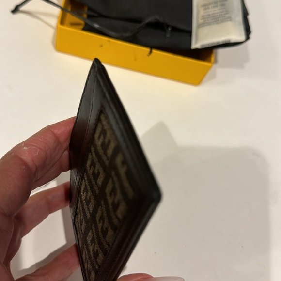 Fendi Authentic Vintage Card Wallet with Dust Bag and original Box in EUC. - Picture 9 of 10
